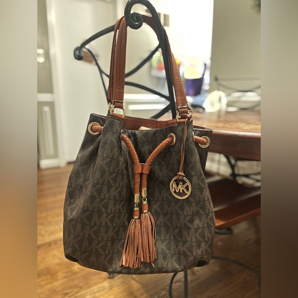Michael Kohrs Marina Shoulder Bag